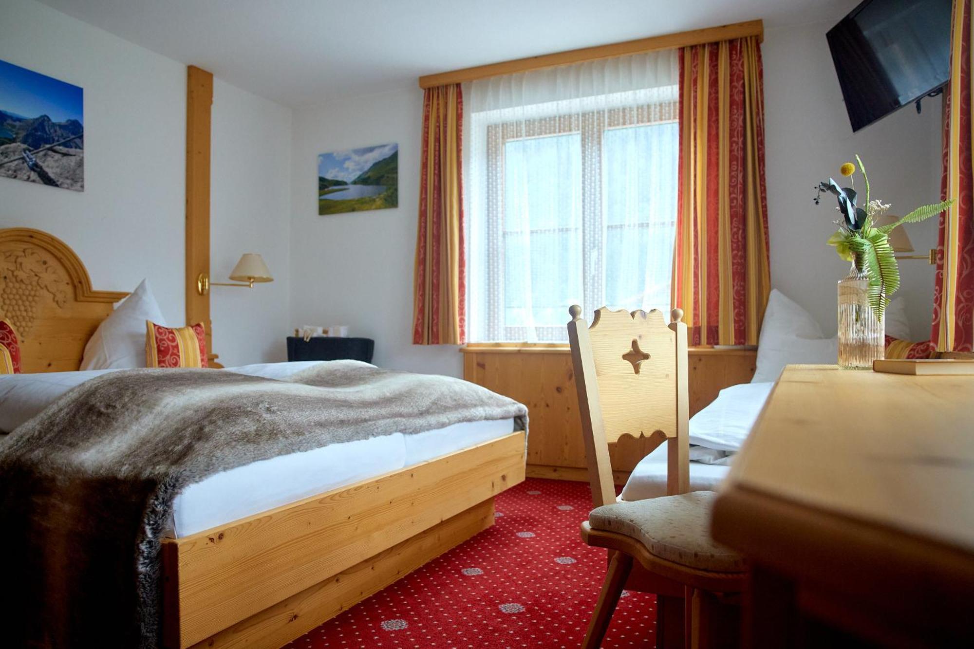 Hotel Montafon Moments Gortipohl Esterno foto